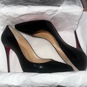 Christian Louboutin So Kate